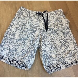 Patagonia Shorts Mens 33 Board Shorts Swimwear Lightweight Swim Trunks 9" Floral